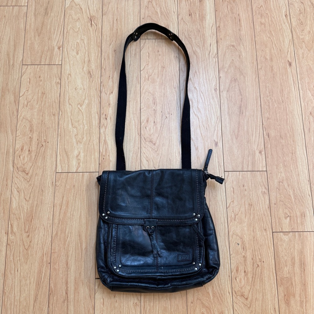 The Sak Ventura Convertible Crossbody‎ Backpack Black Leather Bag